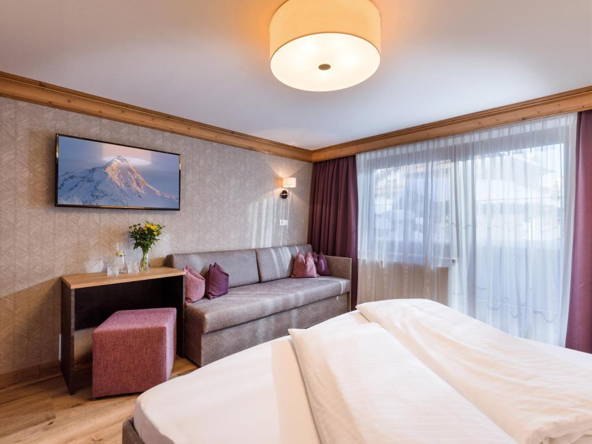 Hotel Koessler トゥクス エクステリア 写真