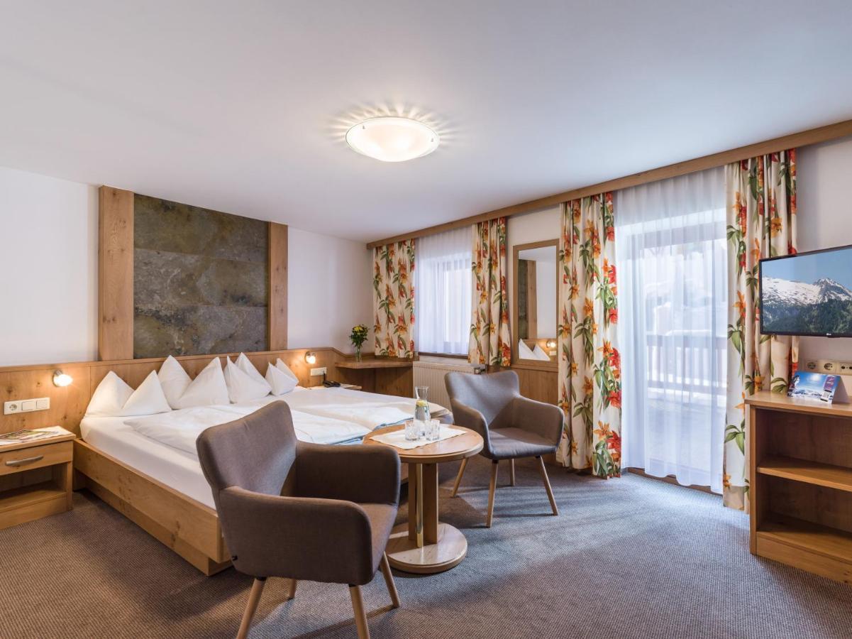 Hotel Koessler トゥクス エクステリア 写真