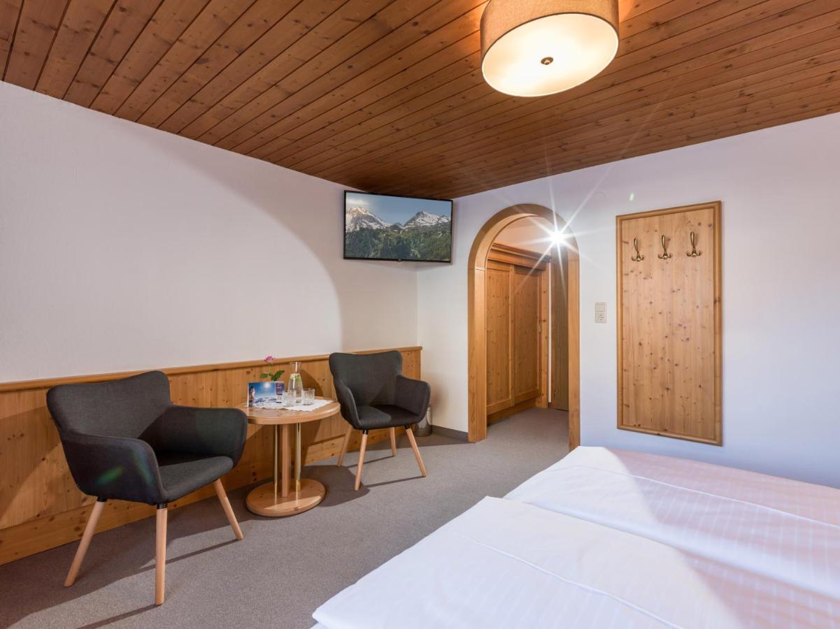 Hotel Koessler トゥクス エクステリア 写真